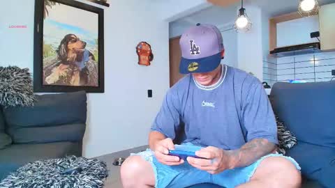 Sebastian online show from October 20, 8:31 pm