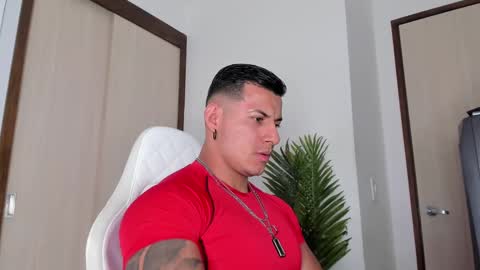 markus... Y online show from February 4, 9:52 pm