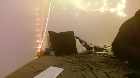 markymark101825061 online show from January 7, 5:33 am