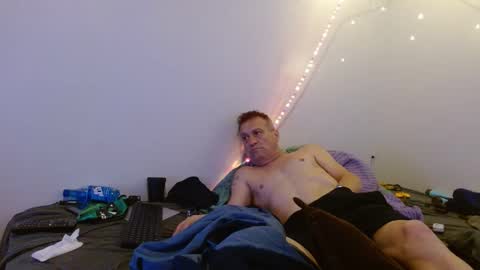 markymark101825061 online show from February 13, 10:43 pm