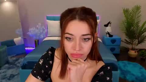 Snapshot of marladewis chatting on November 26, 12:00 am MarlaDewis online show from November 26, 12:00 am