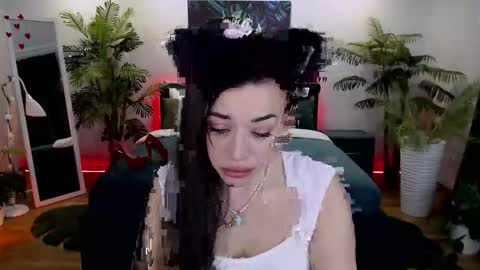 Snapshot of marladewis chatting on December 15, 7:45 am MarlaDewis online show from December 15, 7:45 am