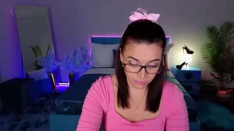 MarlaDewis online show from December 21, 2:13 pm