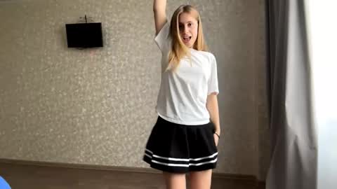 Olivia online show from September 9, 2:16 pm