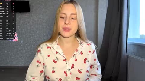 Olivia online show from October 21, 1:34 pm