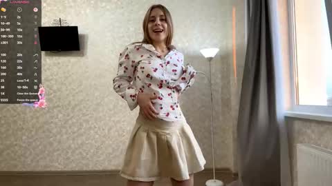 Olivia online show from November 8, 1:22 pm