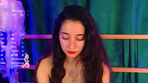 marlenerios online show from October 25, 8:00 am