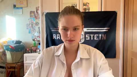 Snapshot of marlinker chatting on July 3, 3:13 am Codi online show from July 3, 3:13 am