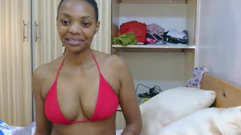 Snapshot of marly_babe chatting on May 10, 8:47 pm Marly online show from May 10, 8:47 pm