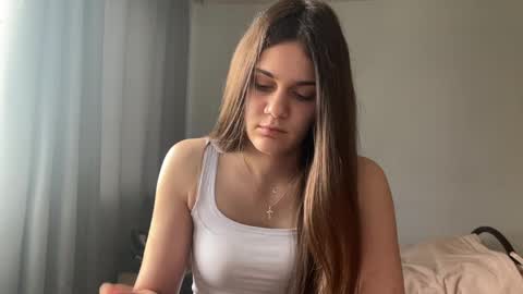 Mary online show from June 8, 3:23 pm