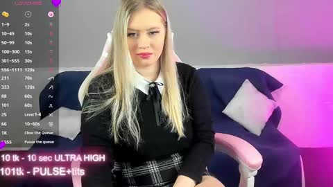 Snapshot of marmel199 chatting on February 12, 5:15 am Liza online show from February 12, 5:15 am