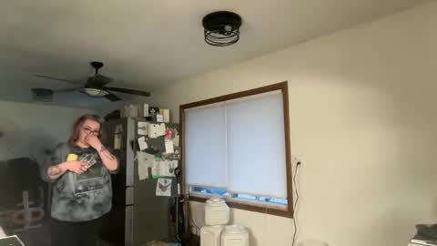 Snapshot of maroon_moon chatting on November 15, 10:15 pm maroon_moon online show from November 15, 10:15 pm