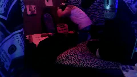 marquies893792 online show from March 18, 11:46 am