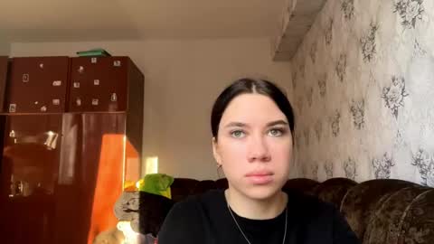 Giulia online show from November 16, 4:07 am