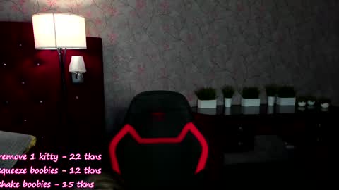 Snapshot of marrie_coy chatting on February 25, 11:41 am Marrie online show from February 25, 11:41 am