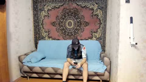 Alan online show from January 10, 5:56 pm