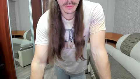 Alan online show from October 4, 6:17 pm