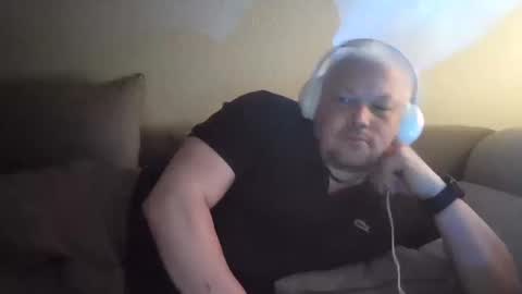 mars0481 online show from March 13, 12:28 am