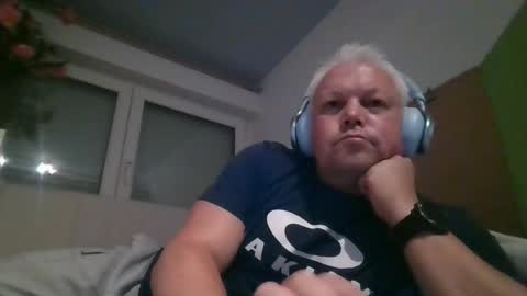mars0481 online show from July 11, 8:44 pm