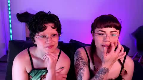 Snapshot of marsdoll chatting on October 18, 4:30 pm Marsdoll online show from October 18, 4:30 pm