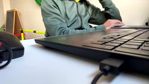 Snapshot of marsupilami_82_ chatting on December 12, 10:02 am marsupilami_82_ online show from December 12, 10:02 am