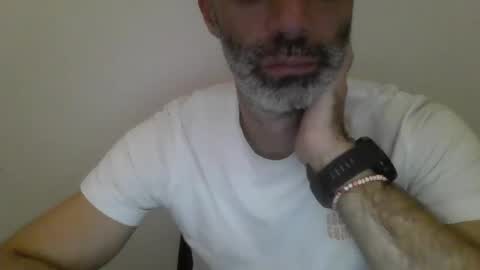 Snapshot of marsupilami_82_ chatting on December 25, 9:22 pm marsupilami_82_ online show from December 25, 9:22 pm