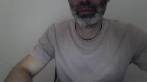 Snapshot of marsupilami_82_ chatting on December 30, 12:11 am marsupilami_82_ online show from December 30, 12:11 am