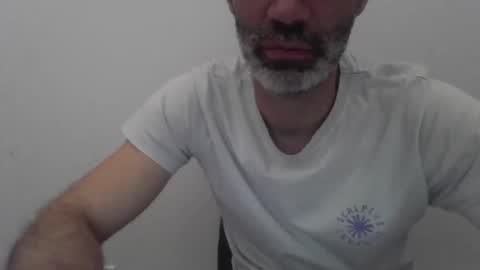 Snapshot of marsupilami_82_ chatting on January 10, 11:08 pm marsupilami_82_ online show from January 10, 11:08 pm