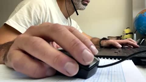 Snapshot of marsupilami_82_ chatting on November 28, 9:56 am marsupilami_82_ online show from November 28, 9:56 am