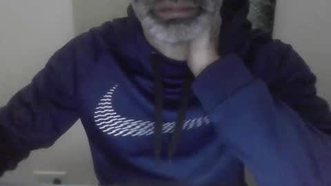 Snapshot of marsupilami_82_ chatting on December 1, 6:40 am marsupilami_82_ online show from December 1, 6:40 am