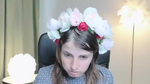 Snapshot of martaedams chatting on October 1, 7:14 am martaedams online show from October 1, 7:14 am