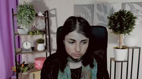 martaedams online show from April 18, 6:06 am