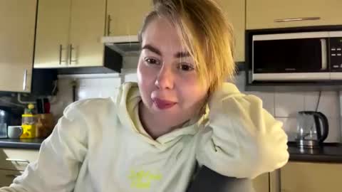 Marta online show from May 5, 8:17 pm