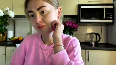 Marta online show from May 31, 1:07 pm