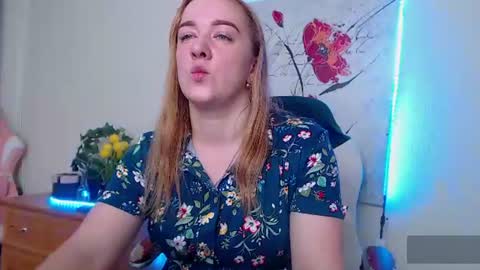 Snapshot of marthasimons chatting on June 24, 4:00 am Martha online show from June 24, 4:00 am