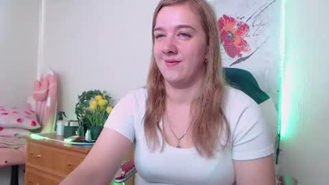 Snapshot of marthasimons chatting on July 12, 4:58 am Martha online show from July 12, 4:58 am