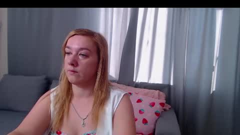 Snapshot of marthasimons chatting on August 2, 4:11 am Martha online show from August 2, 4:11 am