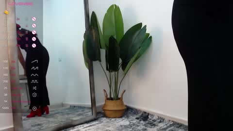 marthina thompson online show from December 11, 3:26 pm