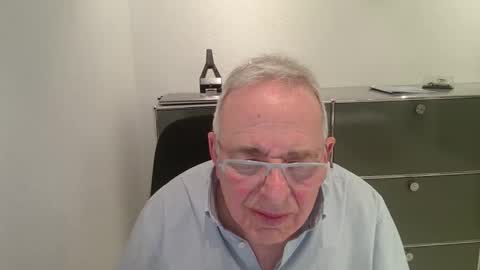 Snapshot of martin_1947 chatting on March 30, 10:22 pm martin_1947 online show from March 30, 10:22 pm