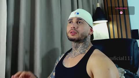 Snapshot of martin_colby05 chatting on May 17, 12:30 am ONLYFANS Sotoandres modelo independiente online show from May 17, 12:30 am