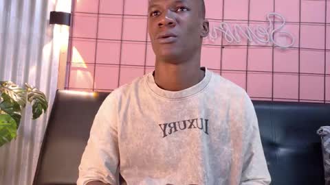 Martin online show from February 19, 1:23 am