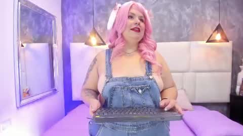 Martina  online show from June 13, 2:26 pm
