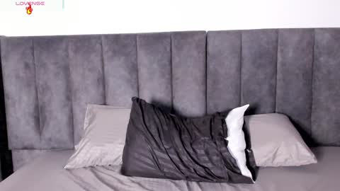 Laura online show from January 31, 11:13 pm