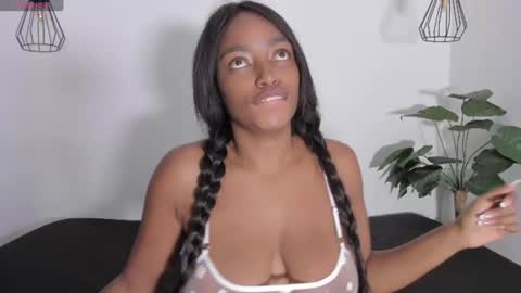 Laura online show from July 26, 5:42 pm