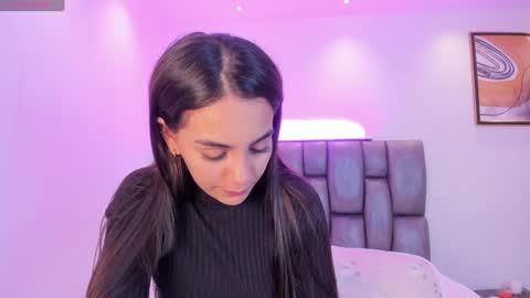 Snapshot of martina_mancinii chatting on January 28, 2:53 pm Martina online show from January 28, 2:53 pm