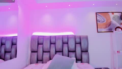 Snapshot of martina_mancinii chatting on September 11, 12:16 pm Martina online show from September 11, 12:16 pm