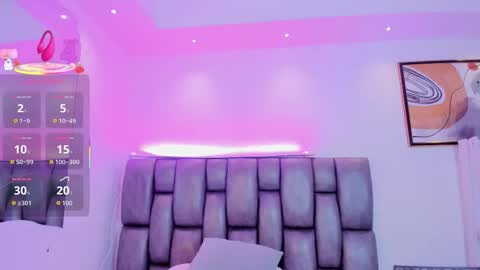 Snapshot of martina_mancinii chatting on September 23, 12:41 pm Martina online show from September 23, 12:41 pm