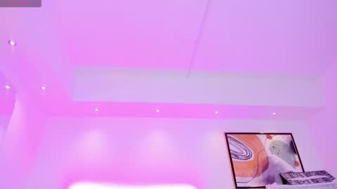 Snapshot of martina_mancinii chatting on October 7, 12:46 pm Martina online show from October 7, 12:46 pm