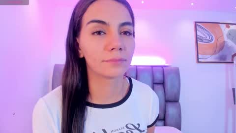 Snapshot of martina_mancinii chatting on November 22, 12:48 pm Martina online show from November 22, 12:48 pm
