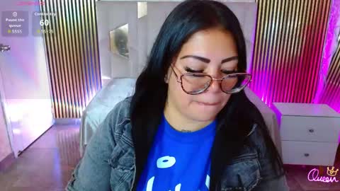 Snapshot of martina_tay chatting on May 29, 3:04 am Hey im martina online show from May 29, 3:04 am
